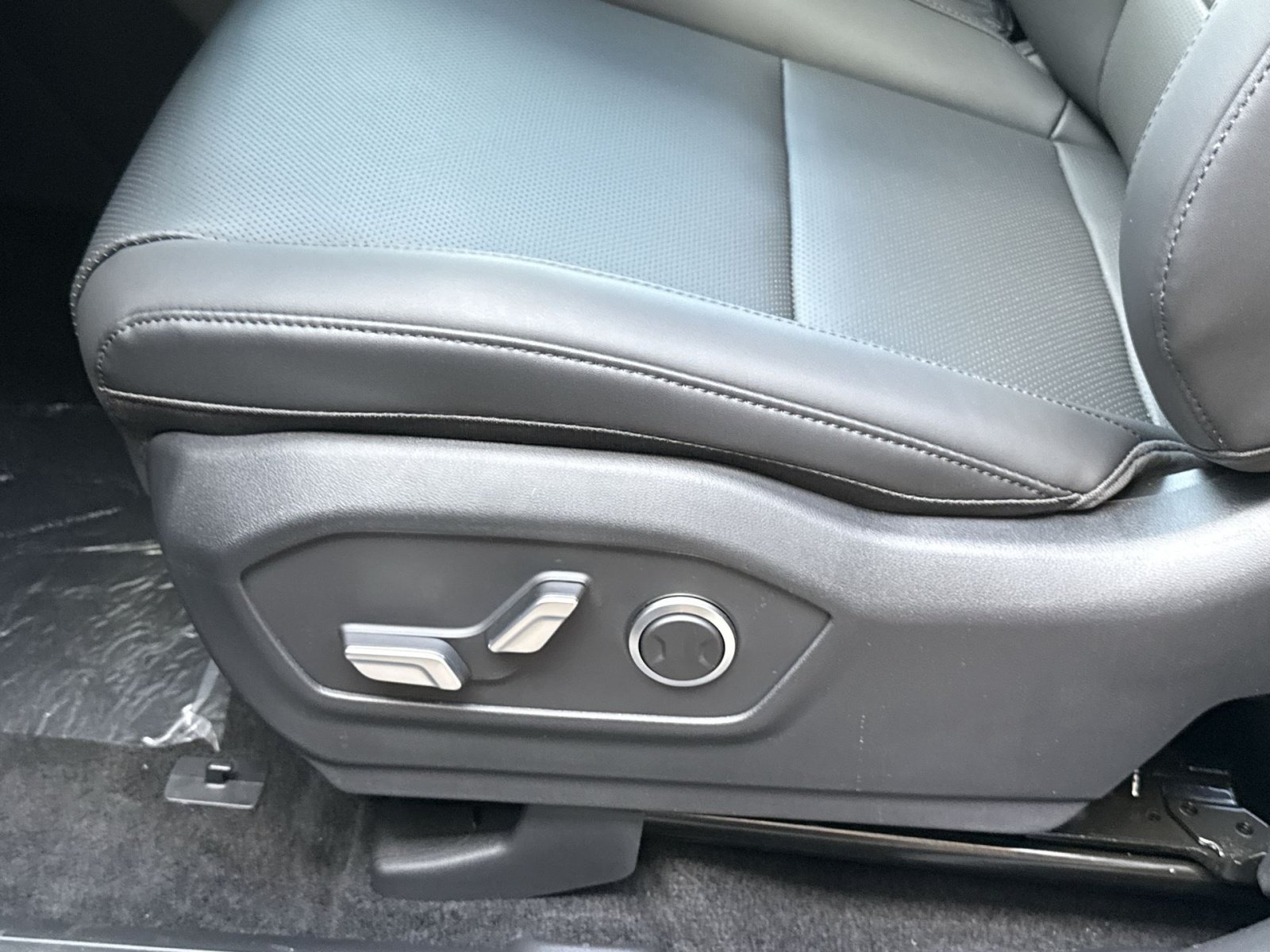 New 2026 Hyundai Santa Fe XRT AWD/4WD image 14