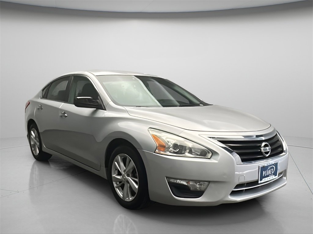 Used 2013 Nissan Altima 2.5 SV