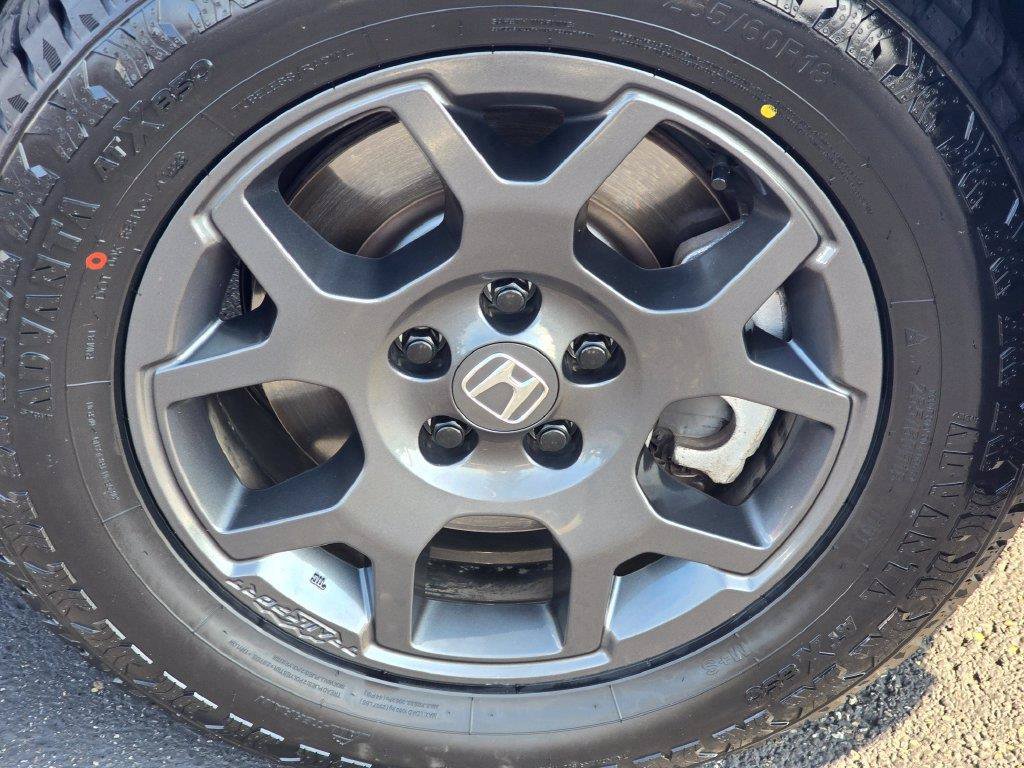 Certified 2025 Honda Pilot TrailSport image 10