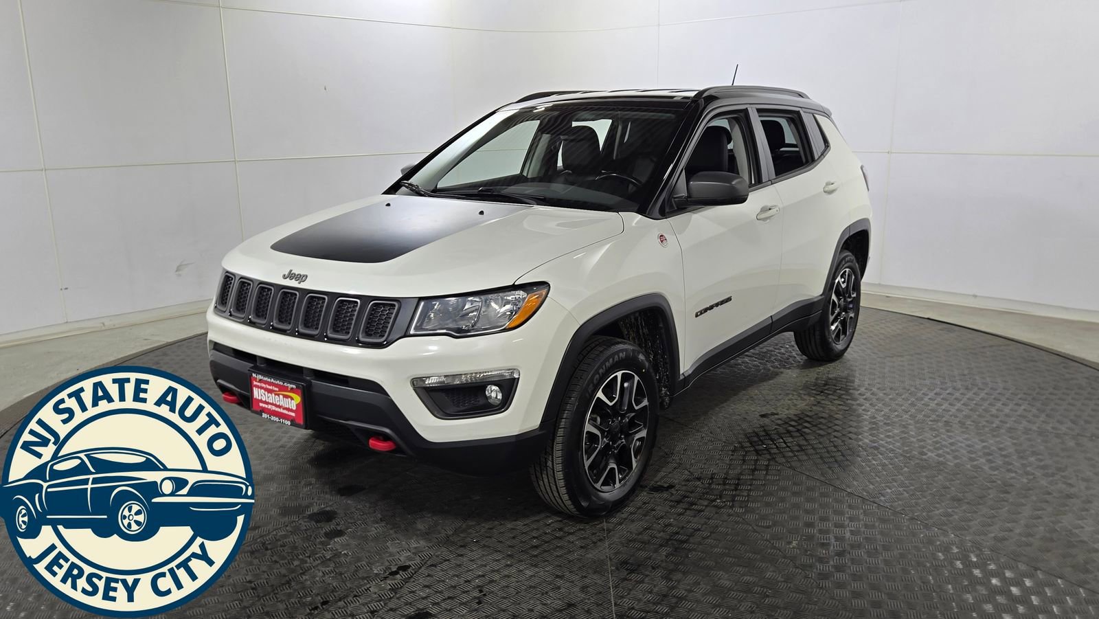 Used 2020 Jeep Compass Trailhawk AWD/4WD image 3