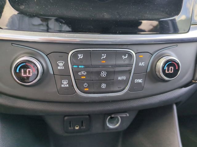 Used 2020 Chevrolet Traverse LS FWD image 28