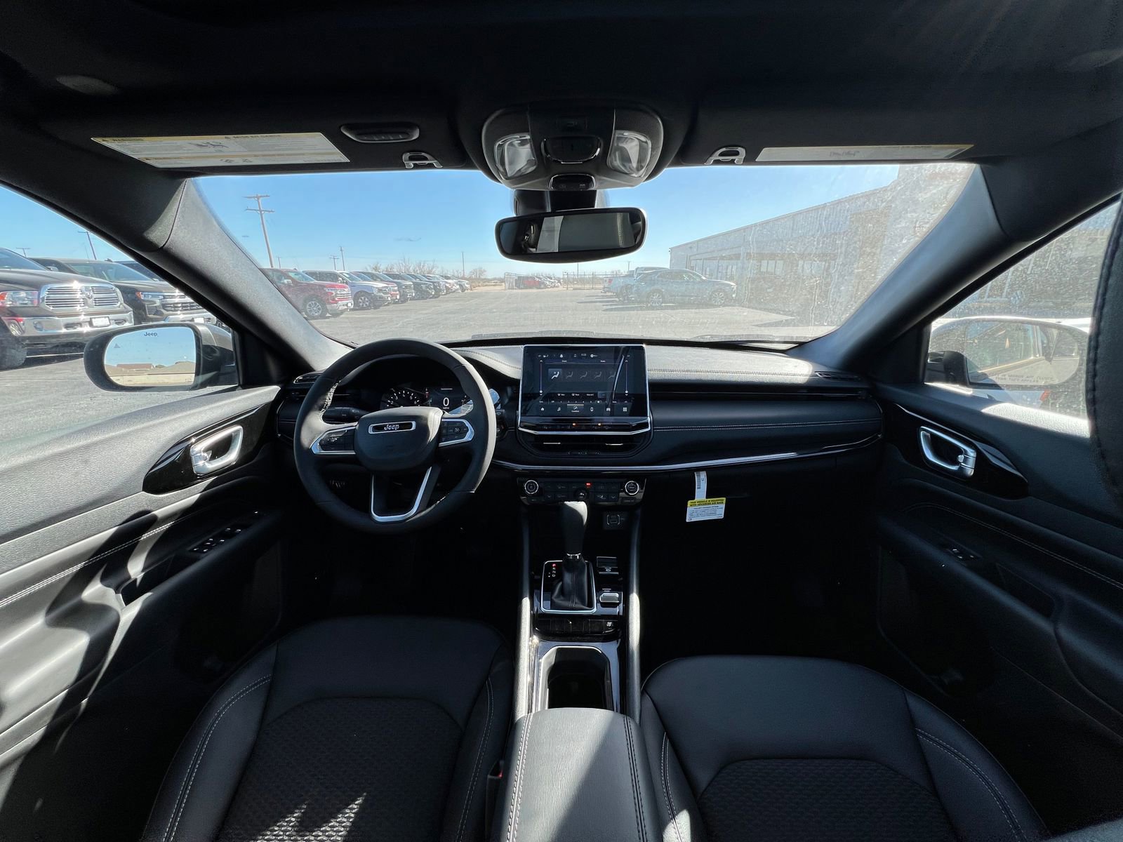 New 2024 Jeep Compass Latitude w/ Sun and Sound Group image 10