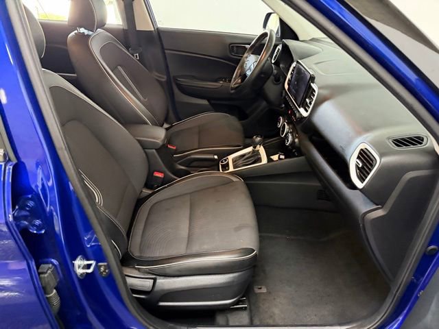 Used 2023 Hyundai Venue Limited FWD image 37