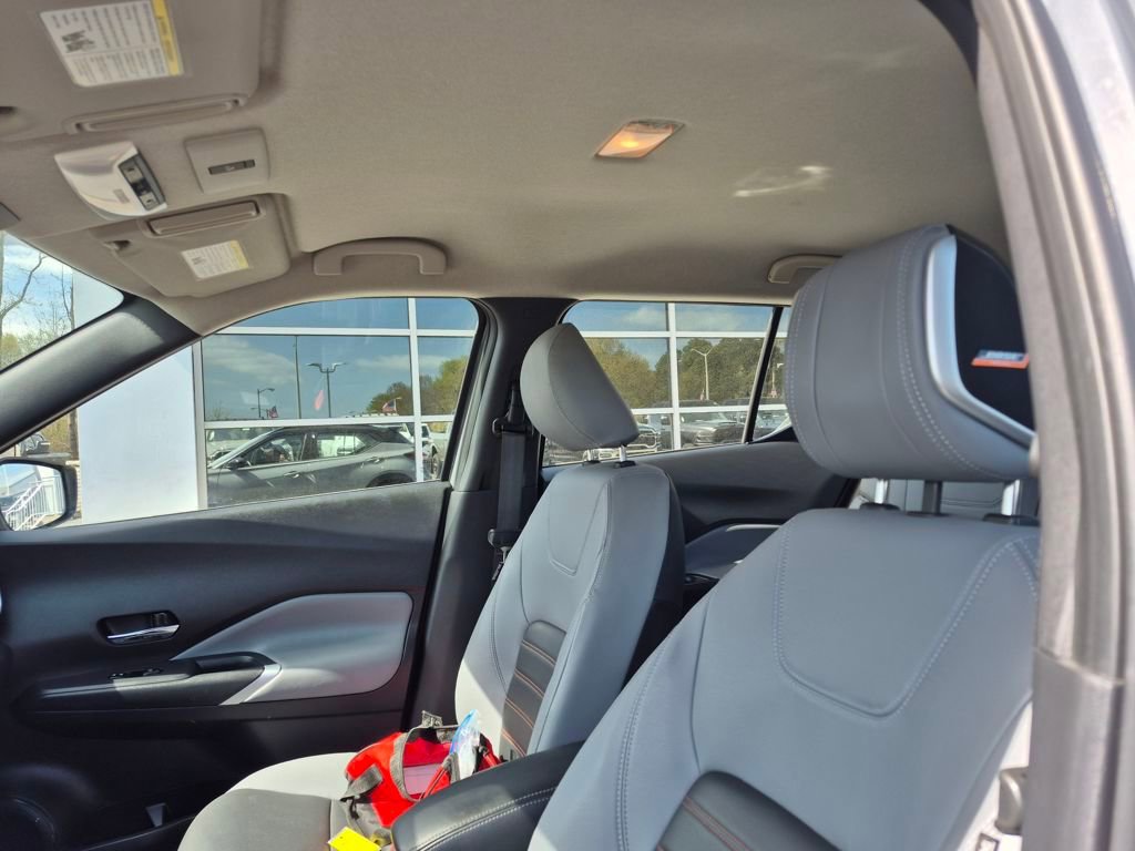 Used 2024 Nissan Kicks SR w/ SR Premium Package image 17