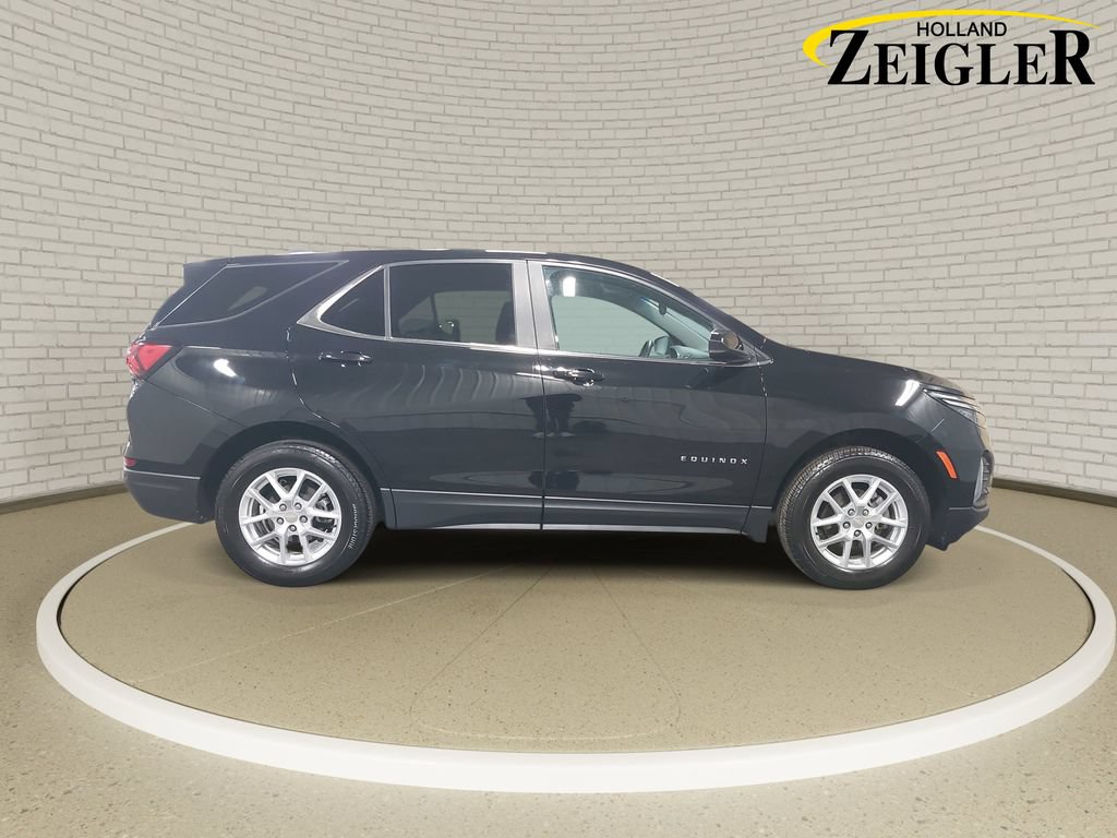 Used 2024 Chevrolet Equinox LT AWD/4WD image 4