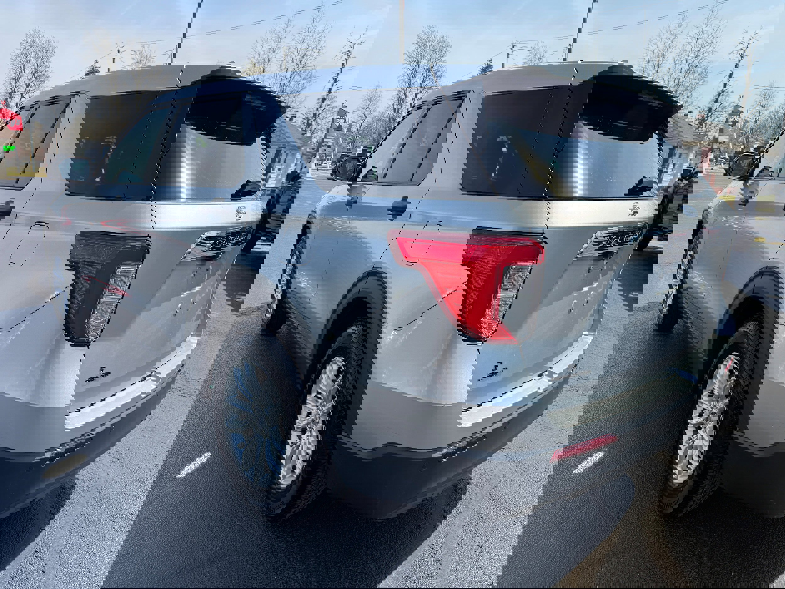 Used 2020 Ford Explorer 2WD image 4