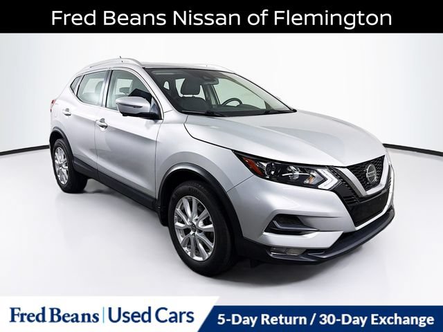 Certified 2022 Nissan Rogue Sport SV w/ Technology Package AWD/4WD image 1