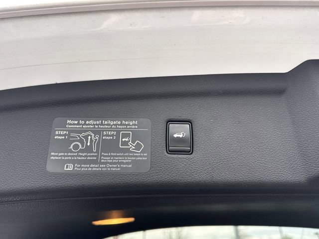 Used 2021 INFINITI QX50 Luxe image 16