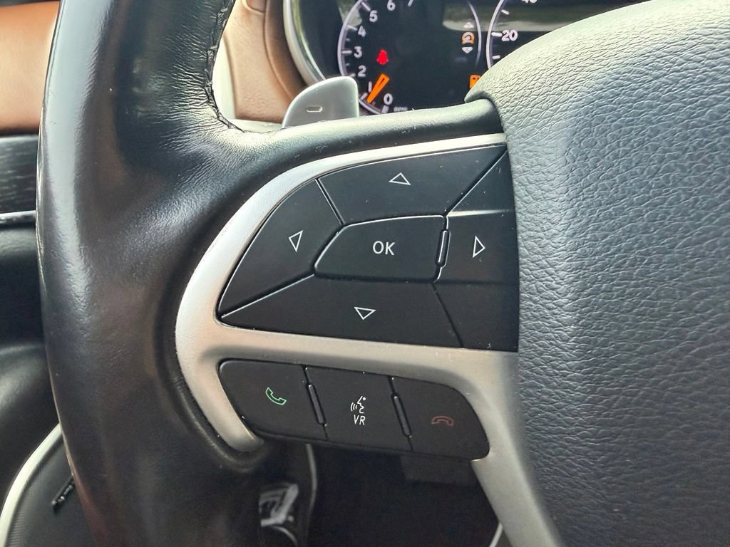 Certified 2020 Jeep Grand Cherokee Summit AWD/4WD image 24