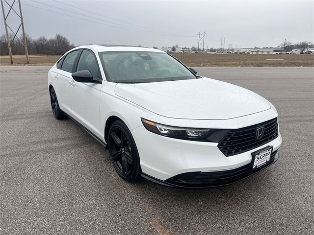 Used 2025 Honda Accord Sport image 15