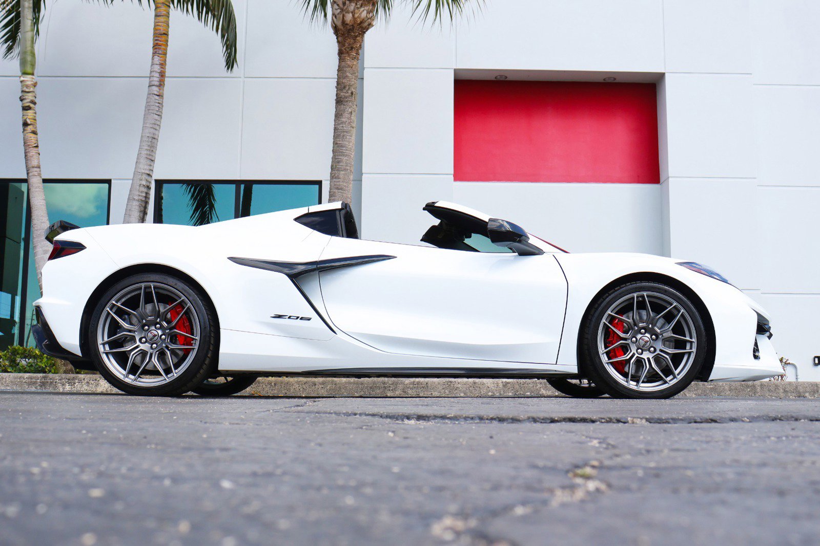 Used 2024 Chevrolet Corvette Z06 w/ Battery Protection Package image 7