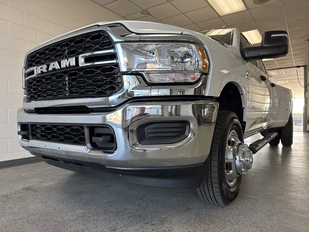Certified 2024 RAM 3500 Tradesman w/ Chrome Appearance Group image 20