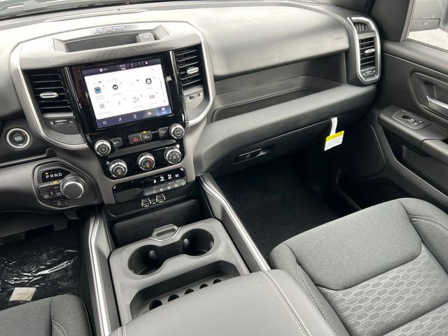 New 2026 RAM 1500 Express AWD/4WD image 29