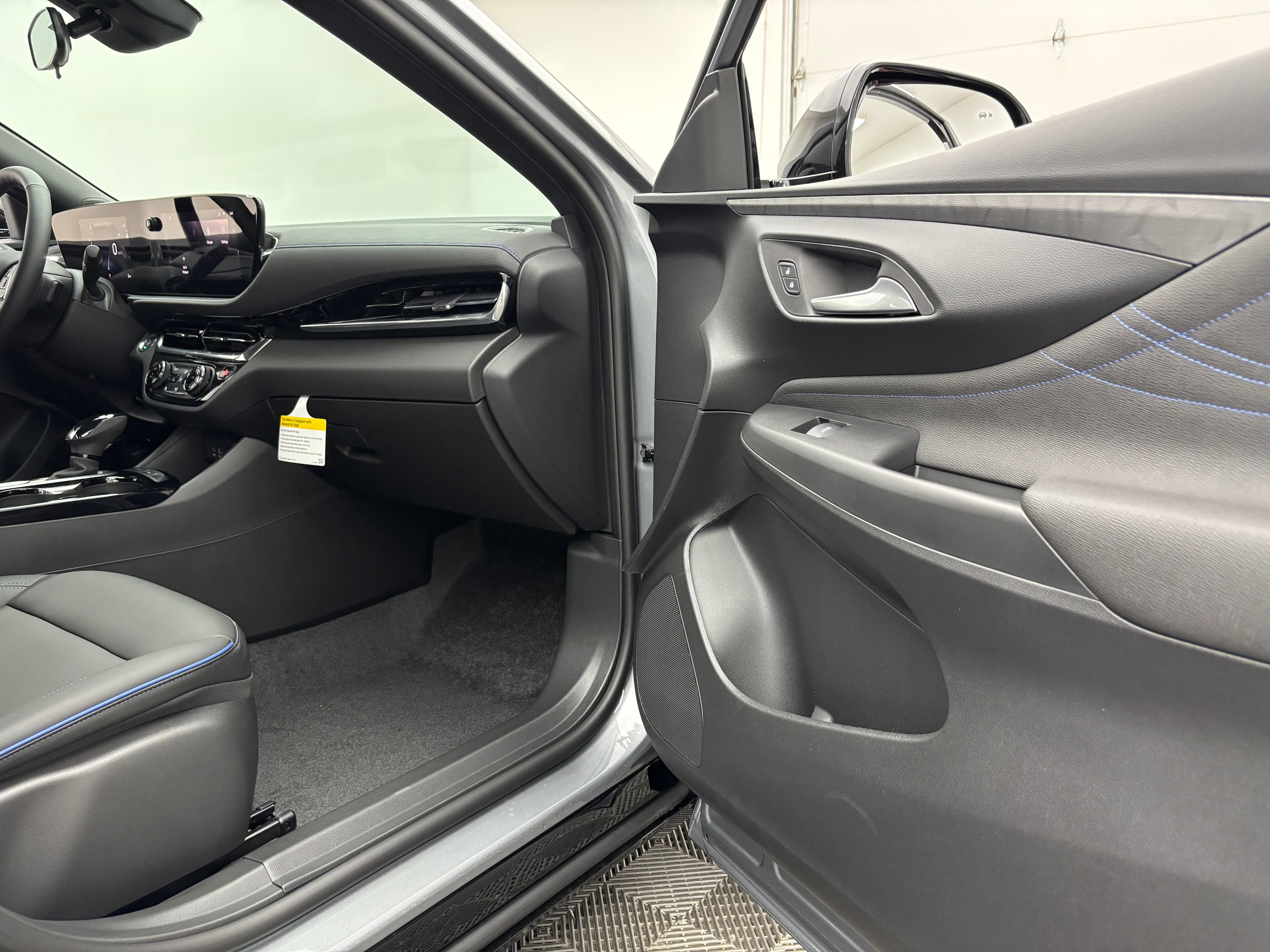 New 2026 Buick Envista Sport Touring w/ Convenience I Package FWD image 28