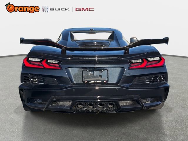 Used 2024 Chevrolet Corvette Z06 w/ Z07 Performance Package image 4