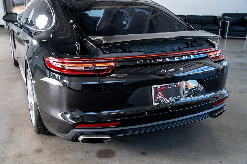 Used 2019 Porsche Panamera image 22