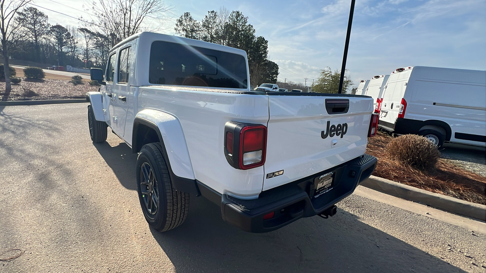 New 2026 Jeep Gladiator Sport AWD/4WD image 10