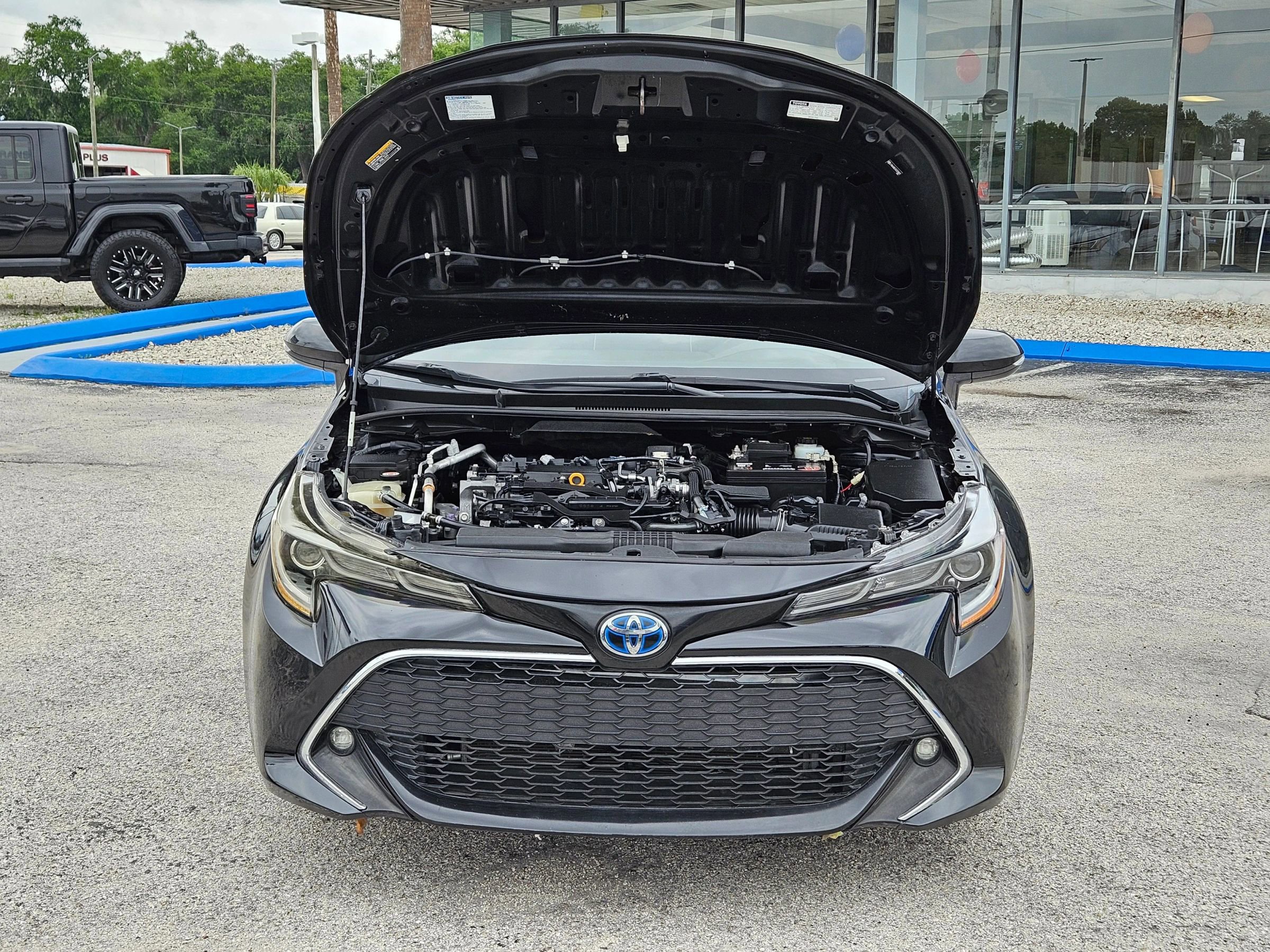 Used 2019 Toyota Corolla SE FWD image 18