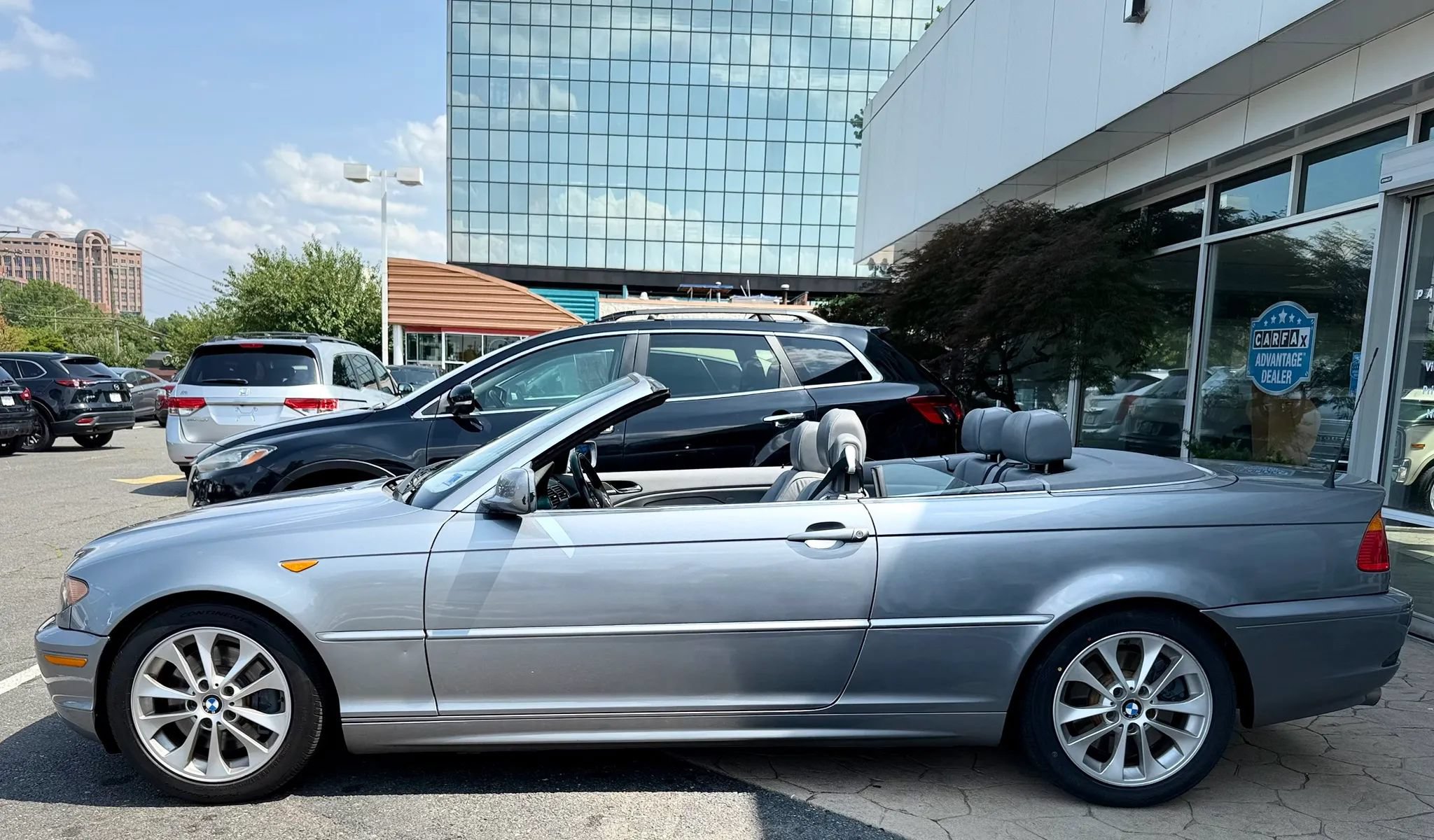Used 2004 BMW 330Ci Convertible RWD image 6