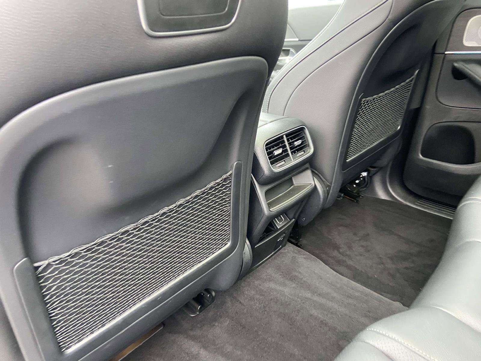 Used 2020 Mercedes-Benz GLE 350 4MATIC image 4