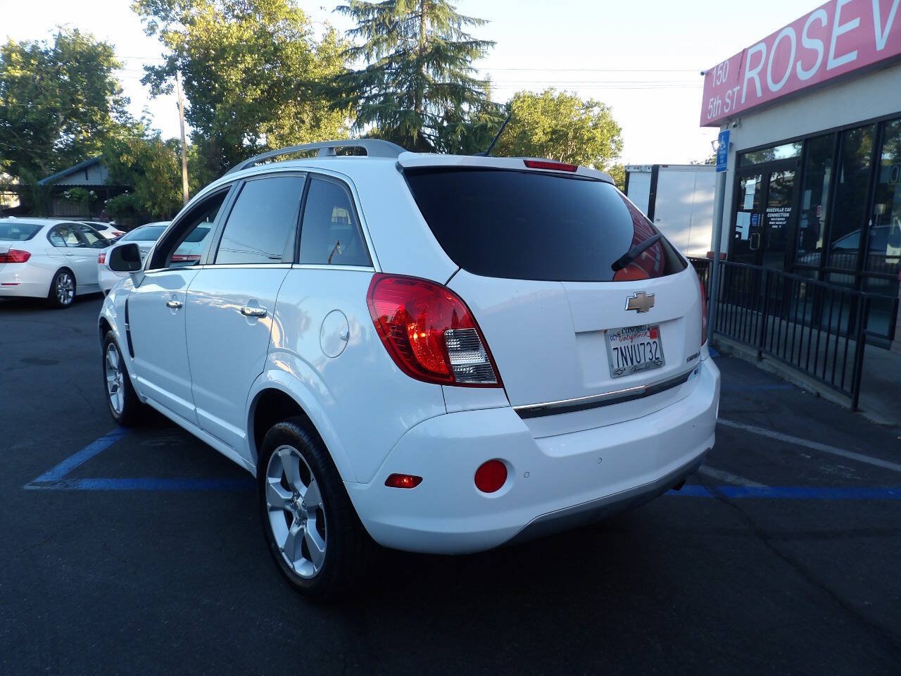 Used 2015 Chevrolet Captiva Sport LTZ FWD image 4
