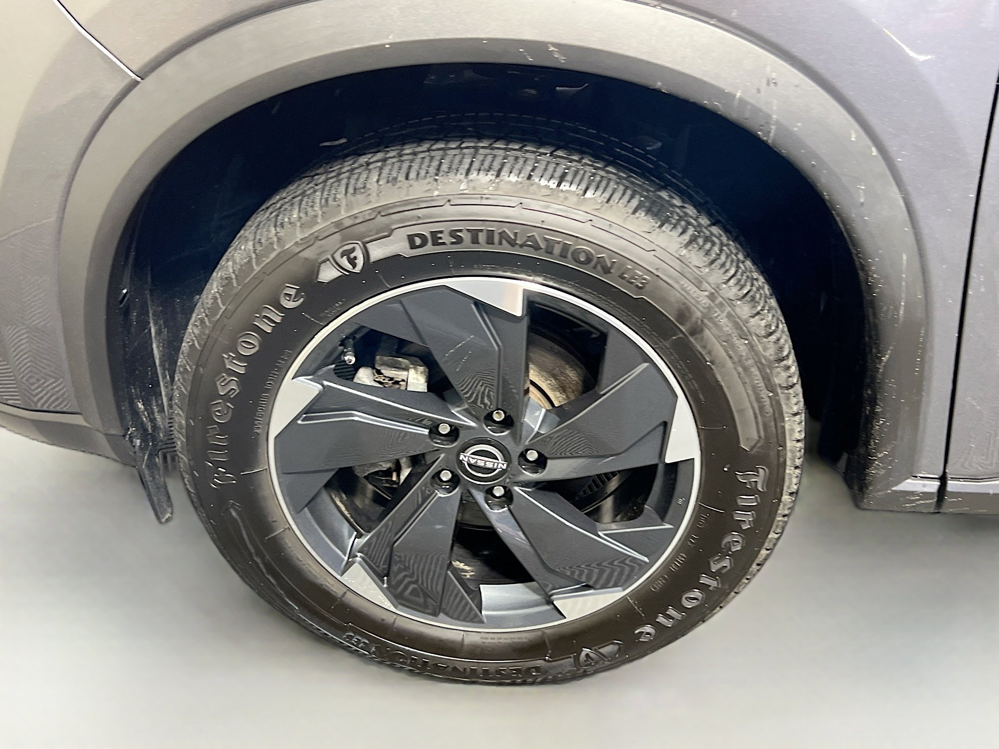 Used 2024 Nissan Rogue SV image 13