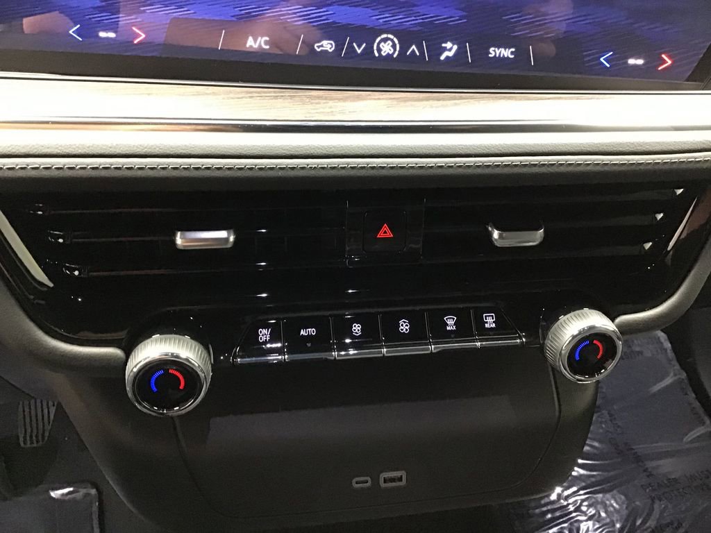 New 2026 Chevrolet Tahoe LS image 22