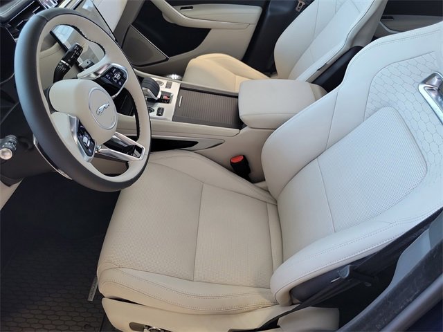 New 2026 Jaguar F-PACE R-Dynamic S image 23