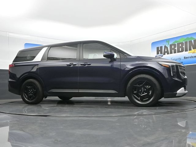 Used 2025 Kia Carnival FWD image 23