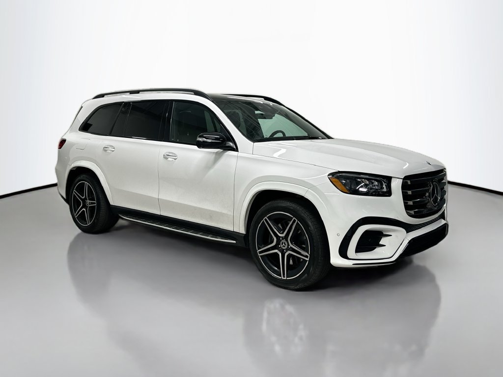 Used 2024 Mercedes-Benz GLS 450 4MATIC image 7