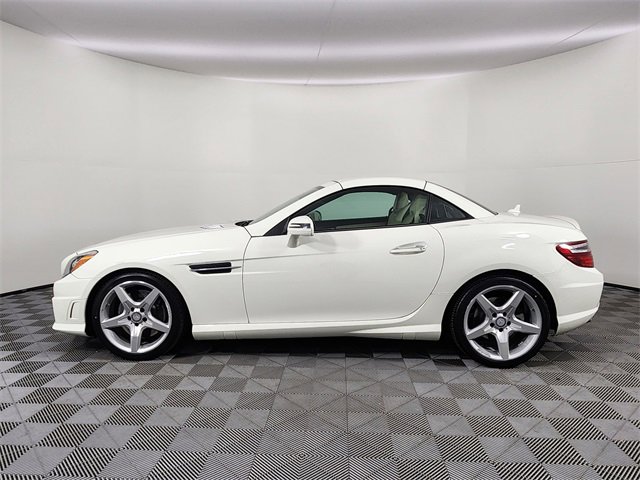 Used 2013 Mercedes-Benz SLK 350 image 2