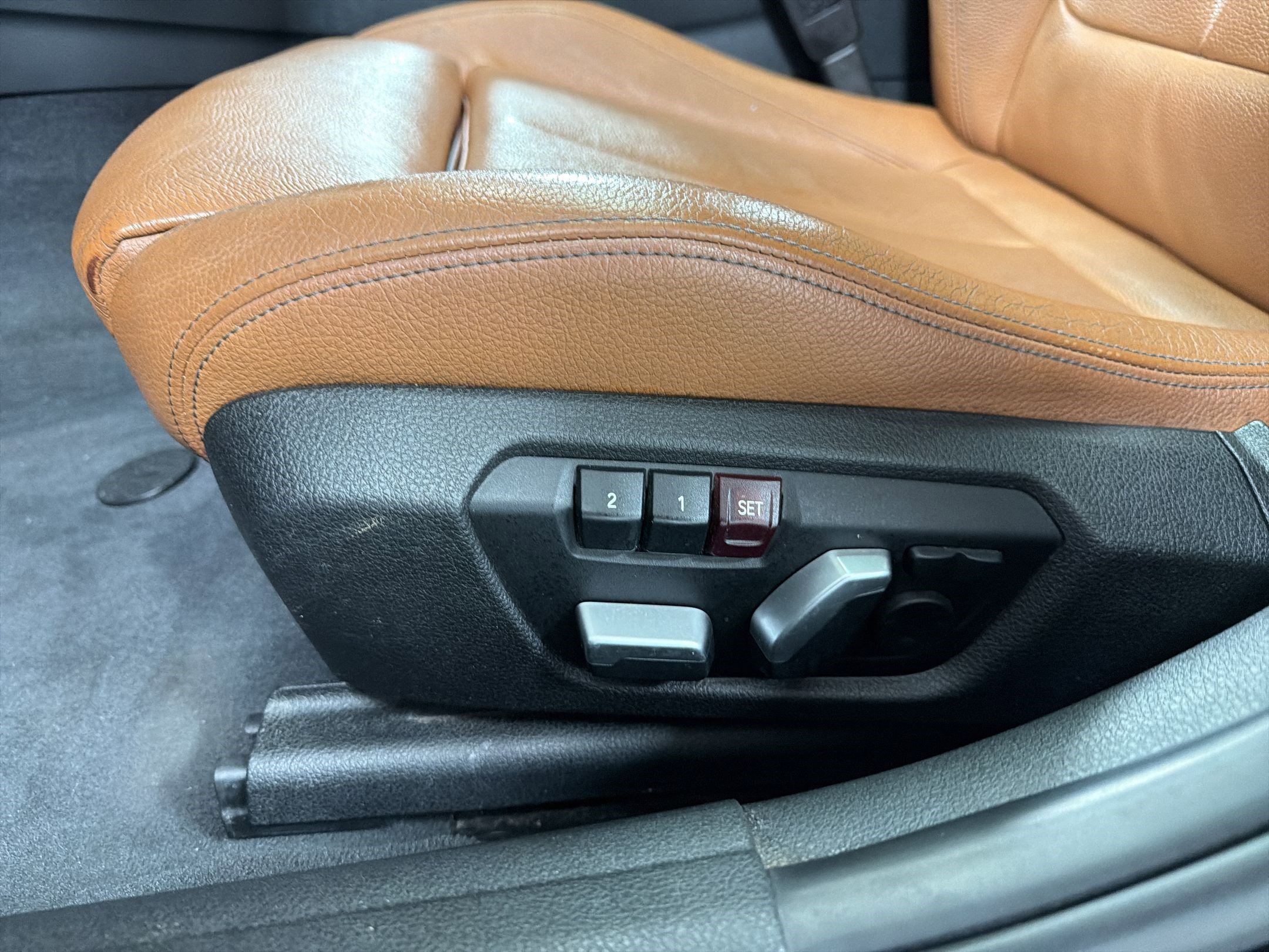Used 2017 BMW 330i Sedan RWD image 13