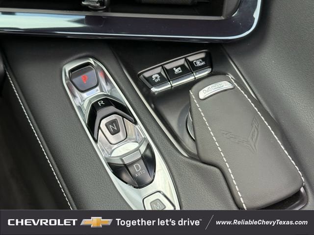 Used 2024 Chevrolet Corvette Stingray Preferred Conv w/ Stealth Interior Trim Package RWD image 21