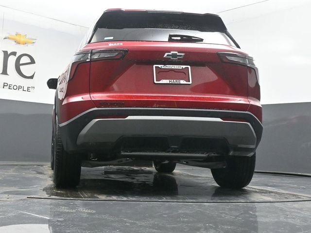 New 2026 Chevrolet Equinox LT w/ Convenience Package II FWD image 32