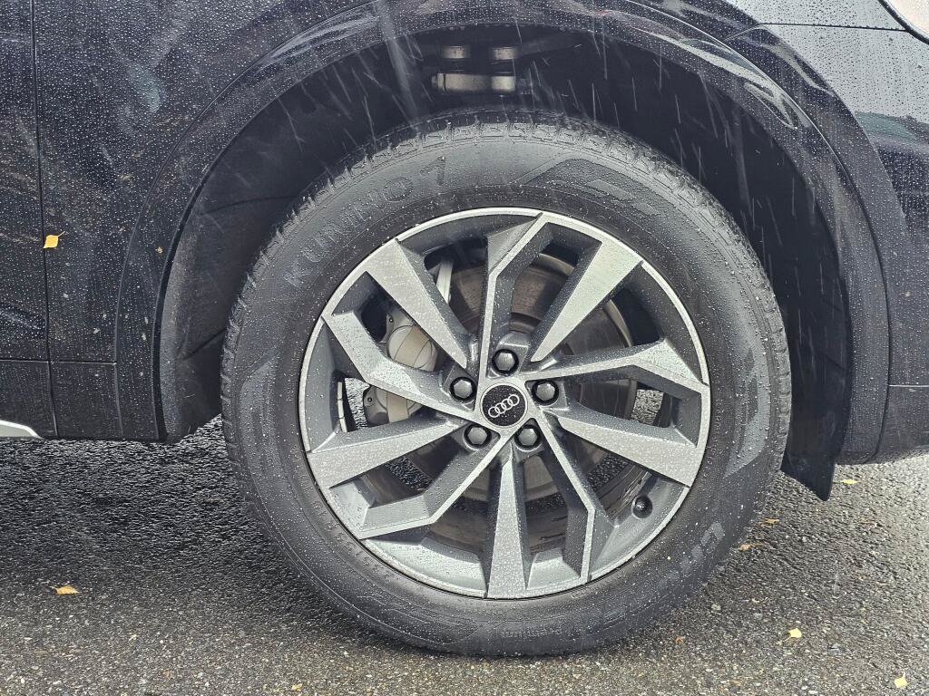 Used 2021 Audi Q5 2.0T Premium AWD/4WD image 9