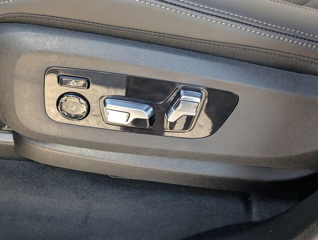 Used 2026 BMW X5 xDrive40i image 15