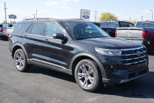 New 2026 Ford Explorer Active w/ Active Comfort Package AWD/4WD image 8