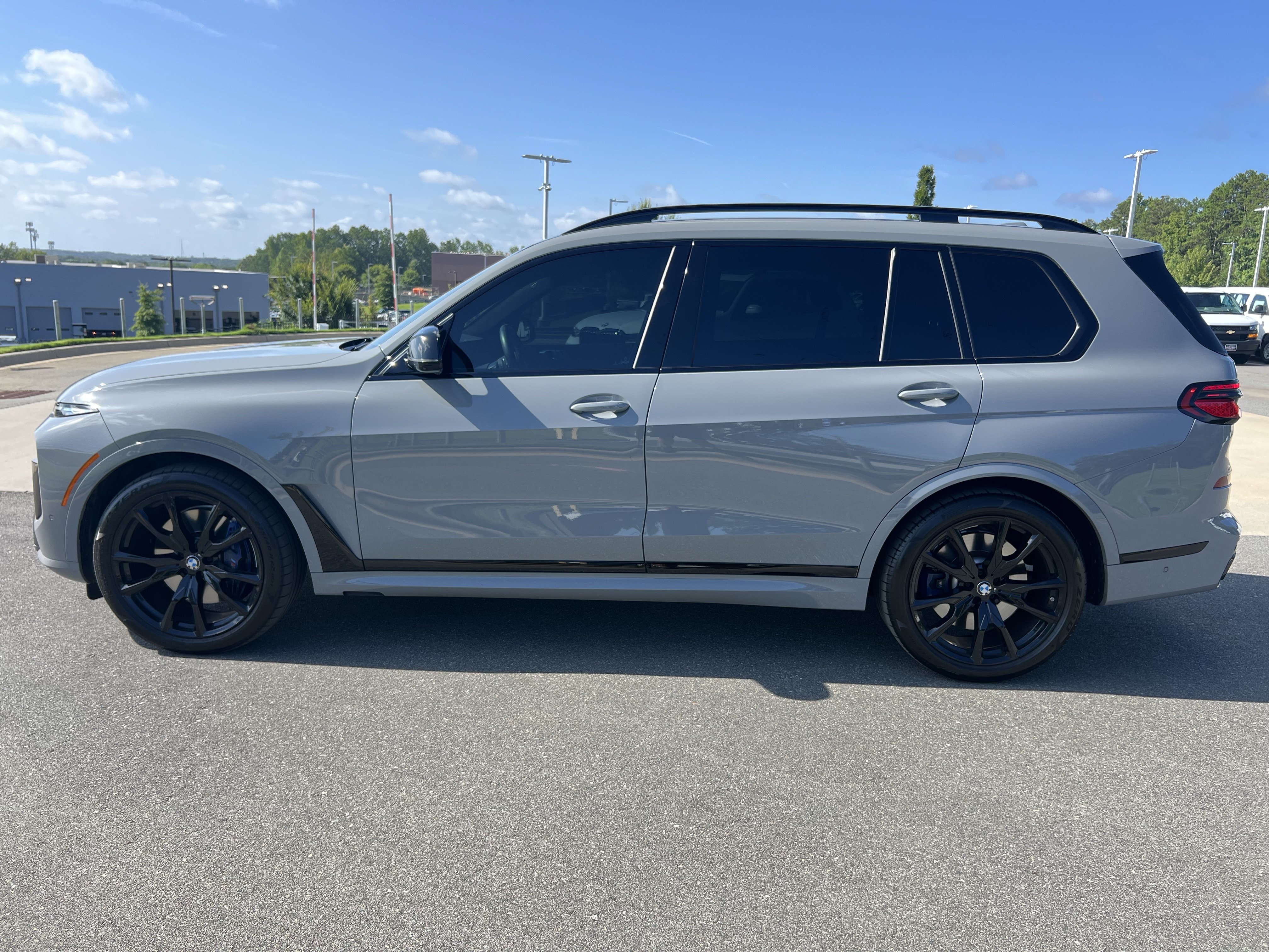 Used 2024 BMW X7 M60i w/ Executive Package AWD/4WD image 6