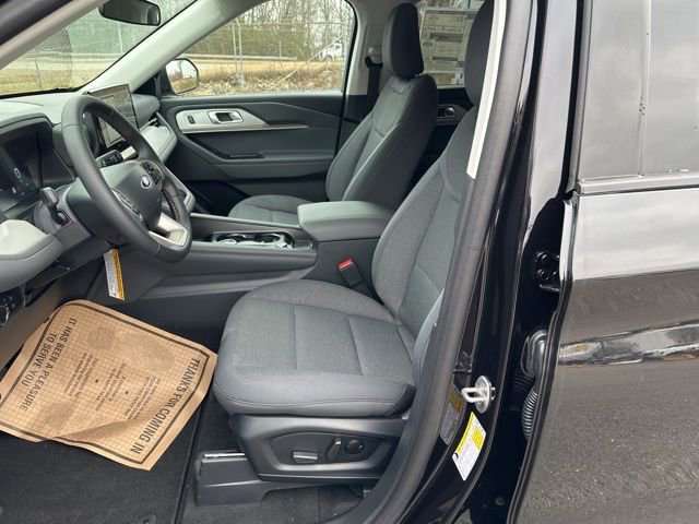 New 2026 Ford Explorer Active image 14