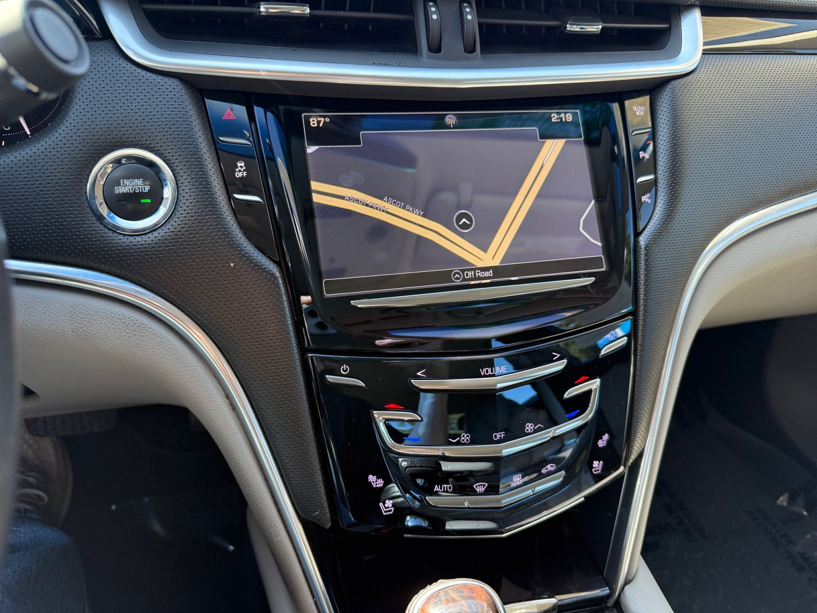 Used 2017 Cadillac XTS Luxury FWD image 12