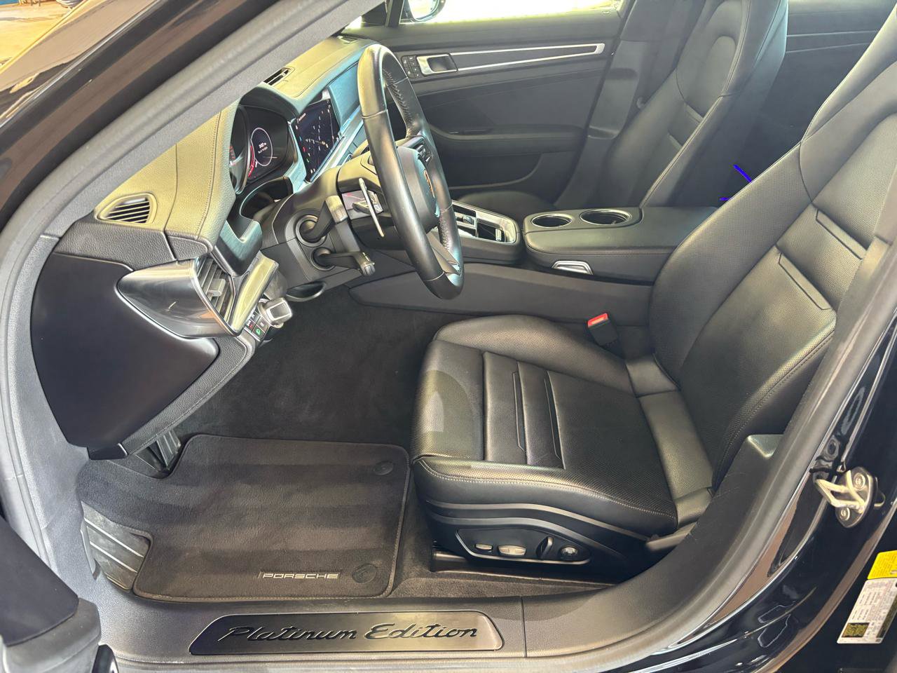 Used 2023 Porsche Panamera 4 Platinum Edition w/ Assistance Package image 21