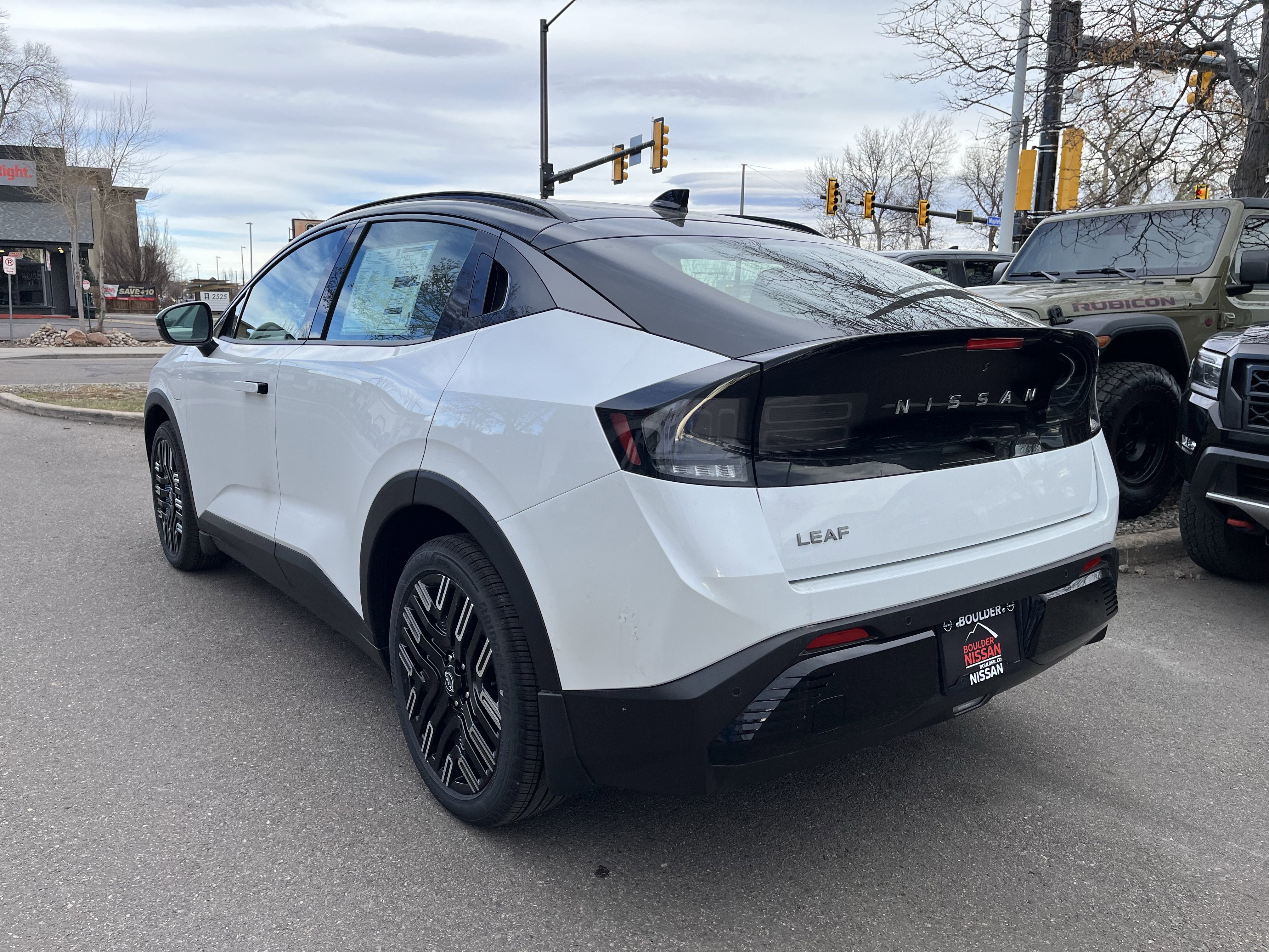 New 2026 Nissan Leaf Platinum+ w/ Cargo Package (Platinum+) image 6