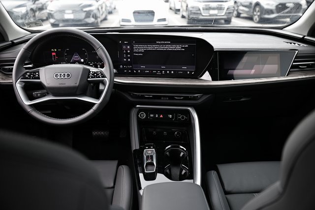 New 2025 Audi Q5 Prestige image 38