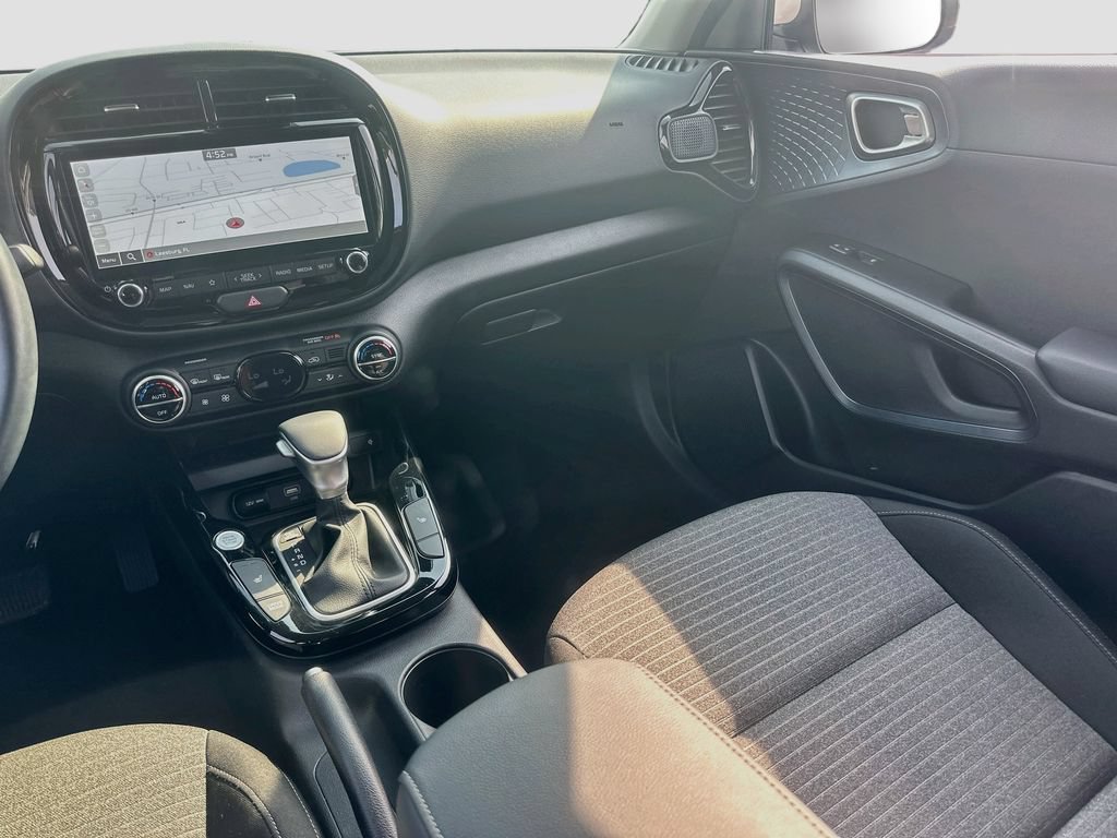 Certified 2024 Kia Soul EX FWD image 24
