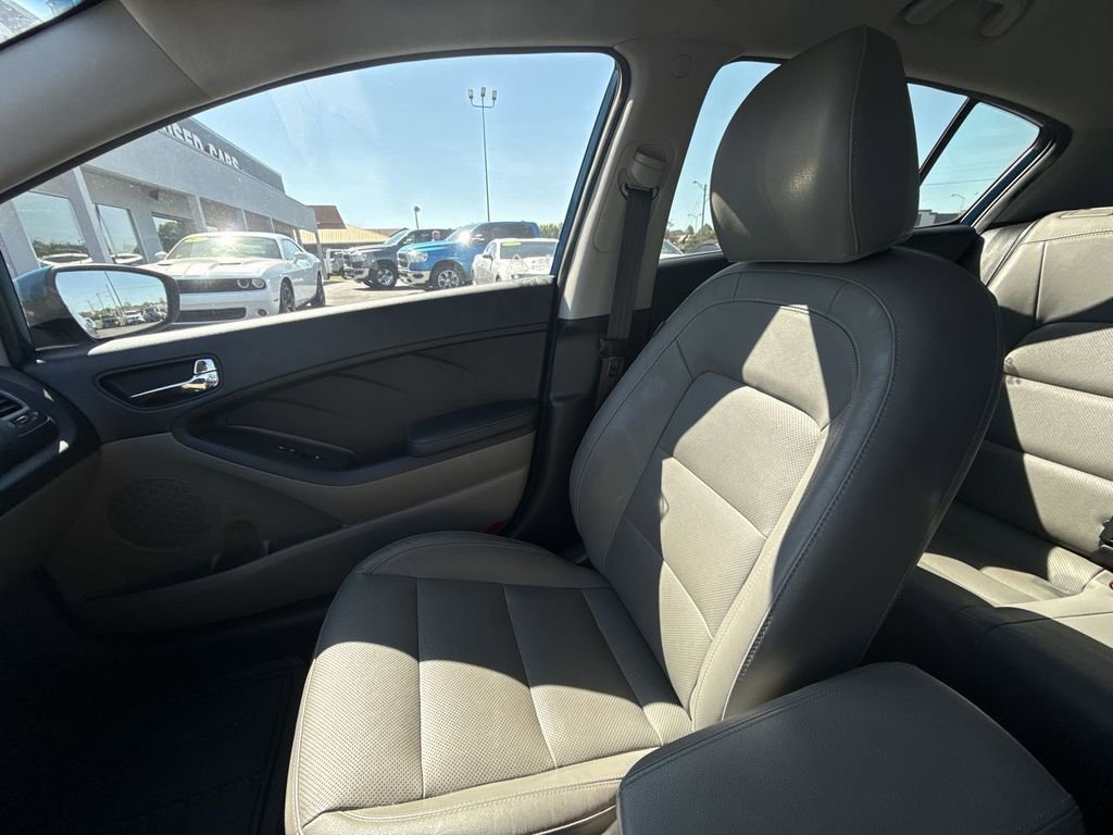 Used 2015 Kia Forte EX w/ EX Premium Package image 30
