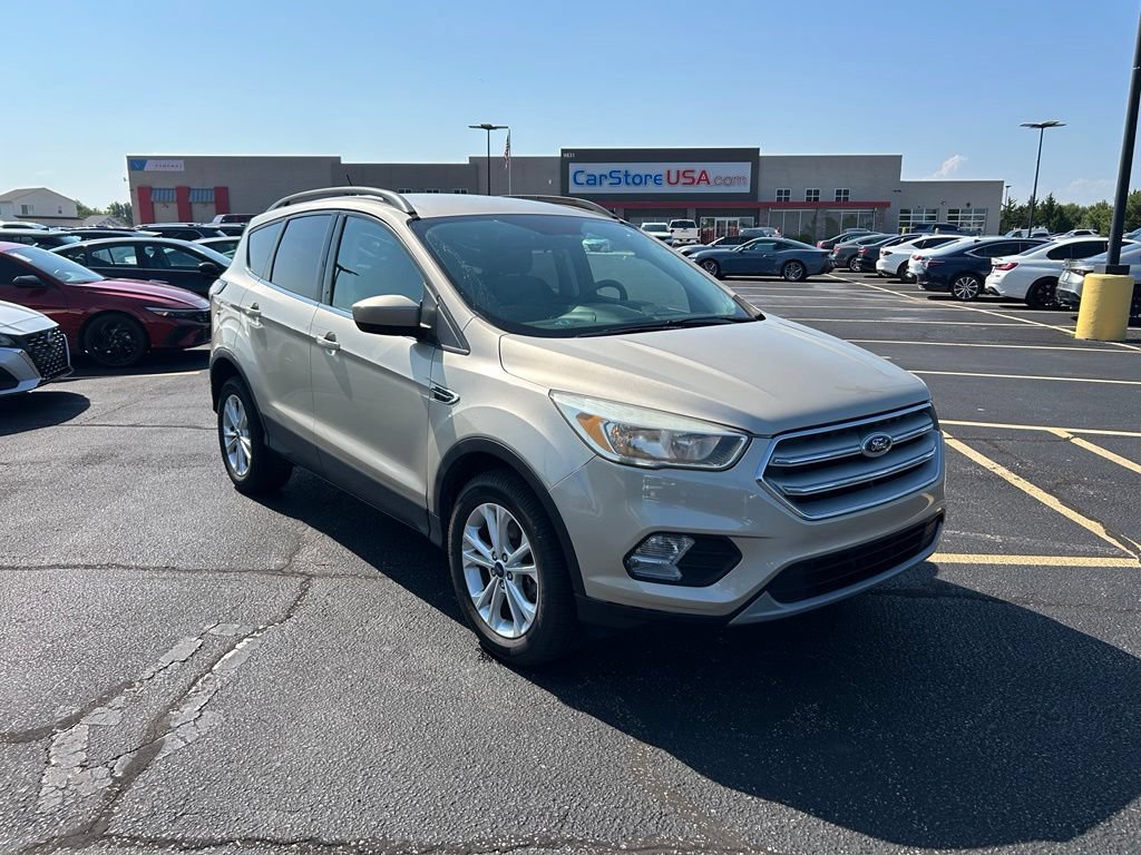 Used 2018 Ford Escape SE w/ SE Sync 3 Package AWD/4WD video 1