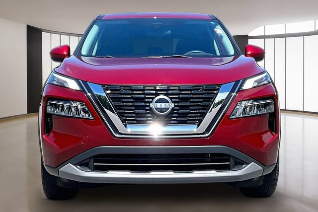 Used 2023 Nissan Rogue SV FWD image 2
