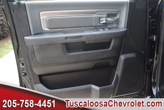 Used 2024 RAM 1500 Classic SLT AWD/4WD image 16