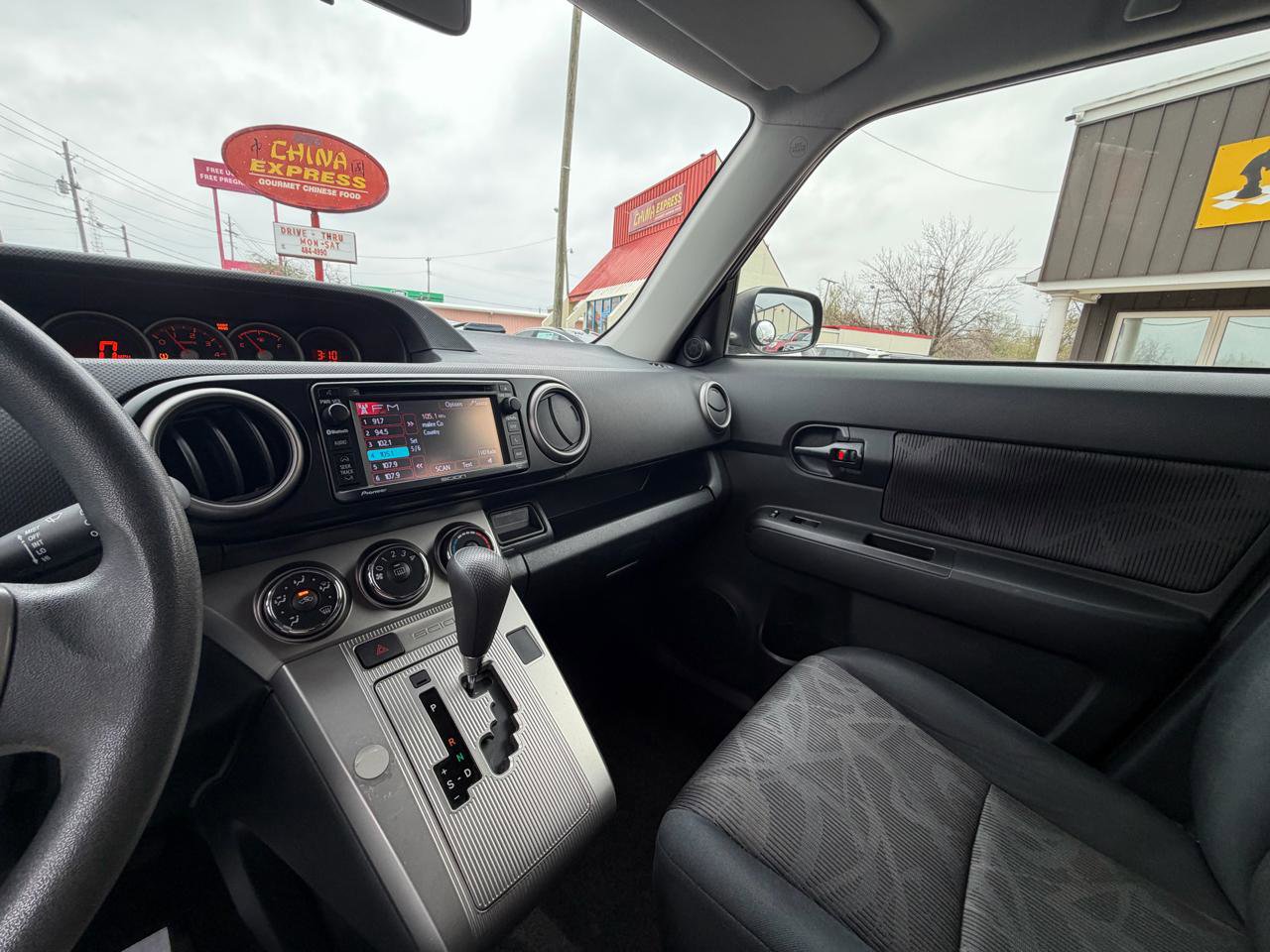 Used 2015 Scion xB image 20