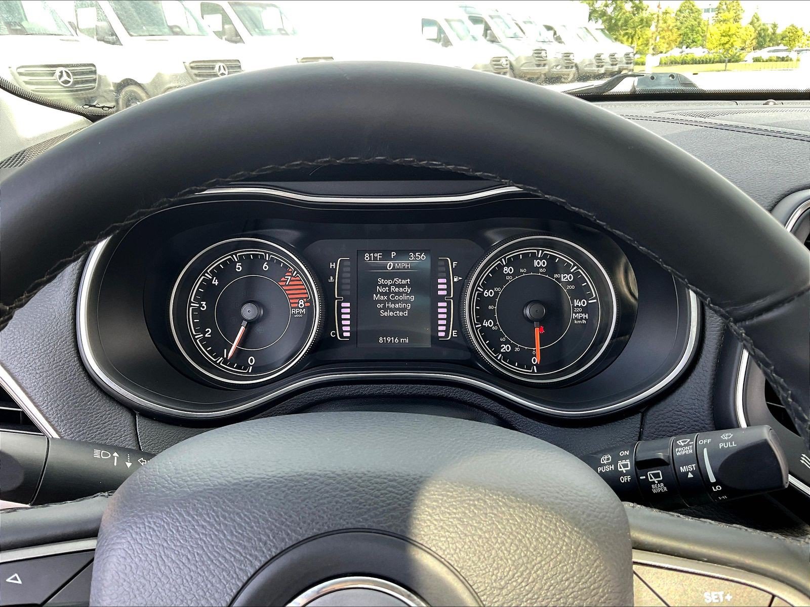 Used 2019 Jeep Cherokee Latitude Plus w/ Comfort/Convenience Group AWD/4WD image 13